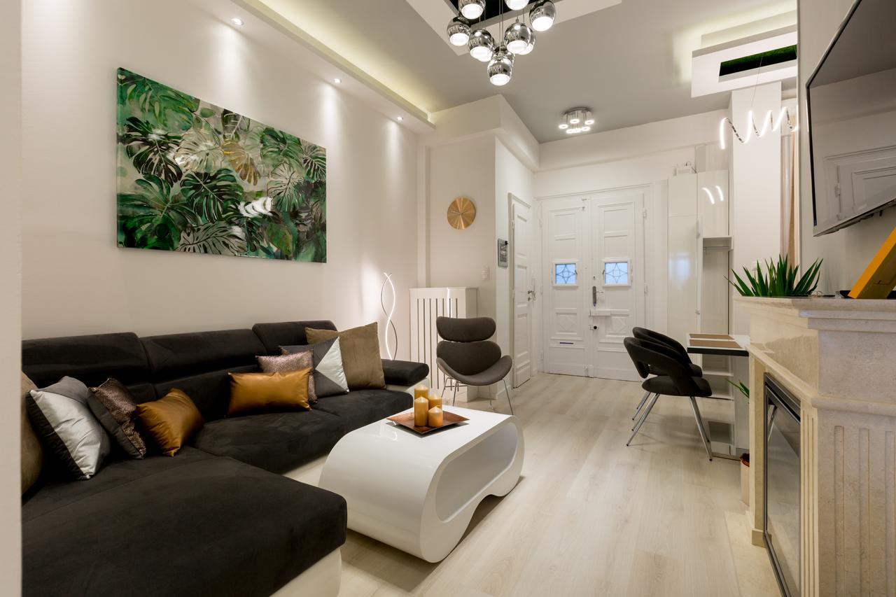 Luxury Dream Home In The Absolute Center Budapest Esterno foto