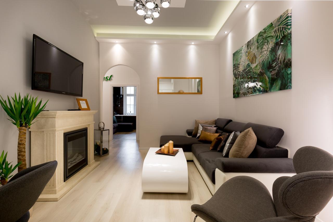 Luxury Dream Home In The Absolute Center Budapest Esterno foto